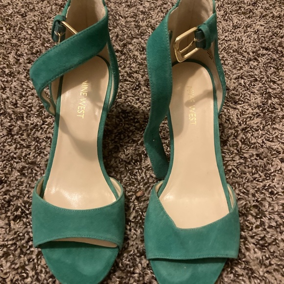 Nine West Green Leather Wedge Sandals Sz 6.5 New - Picture 2 of 5